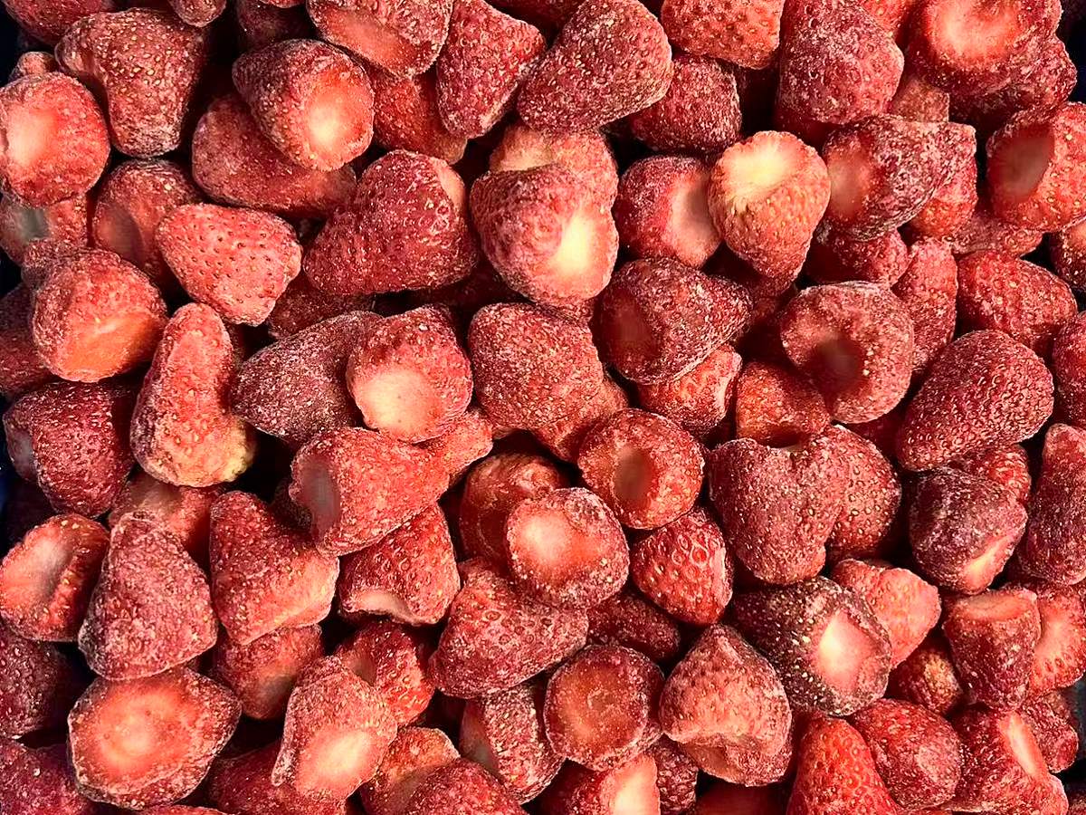 IQF whole strawberries: individually quick frozen red strawberries in a lined carton